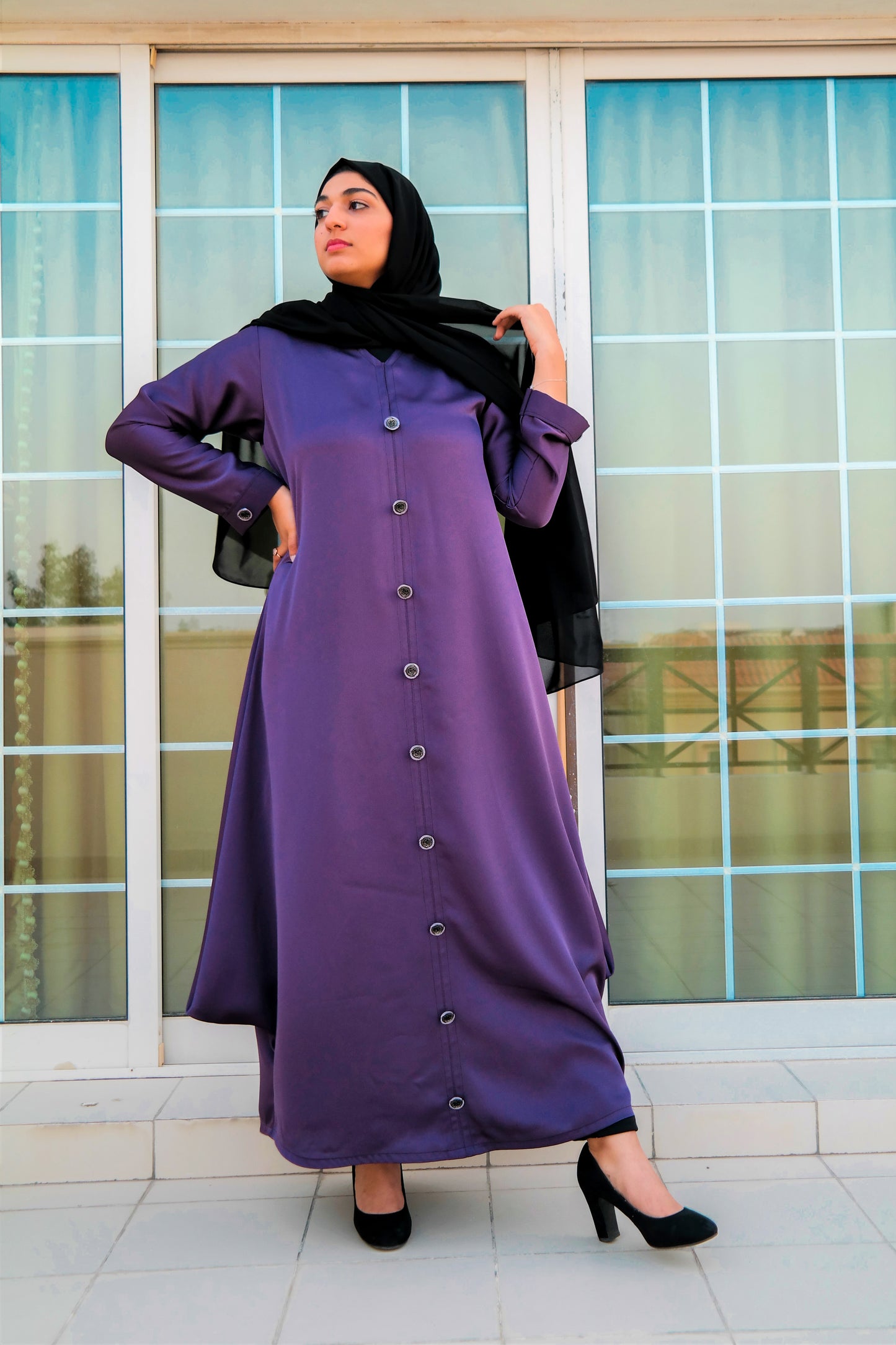 Nashiz Abaya - Black / Purple