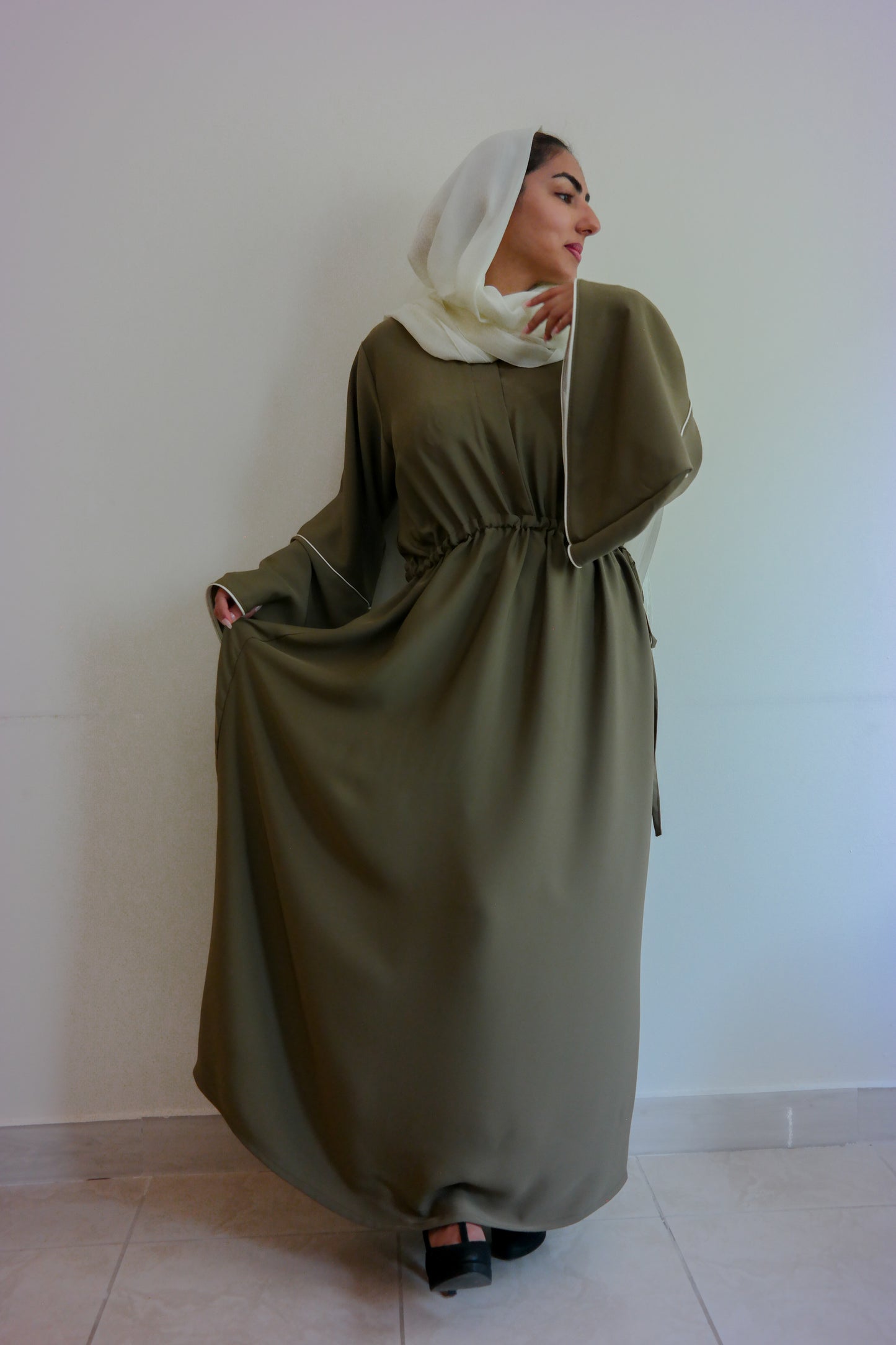 Nashiz Abaya - Olive Green