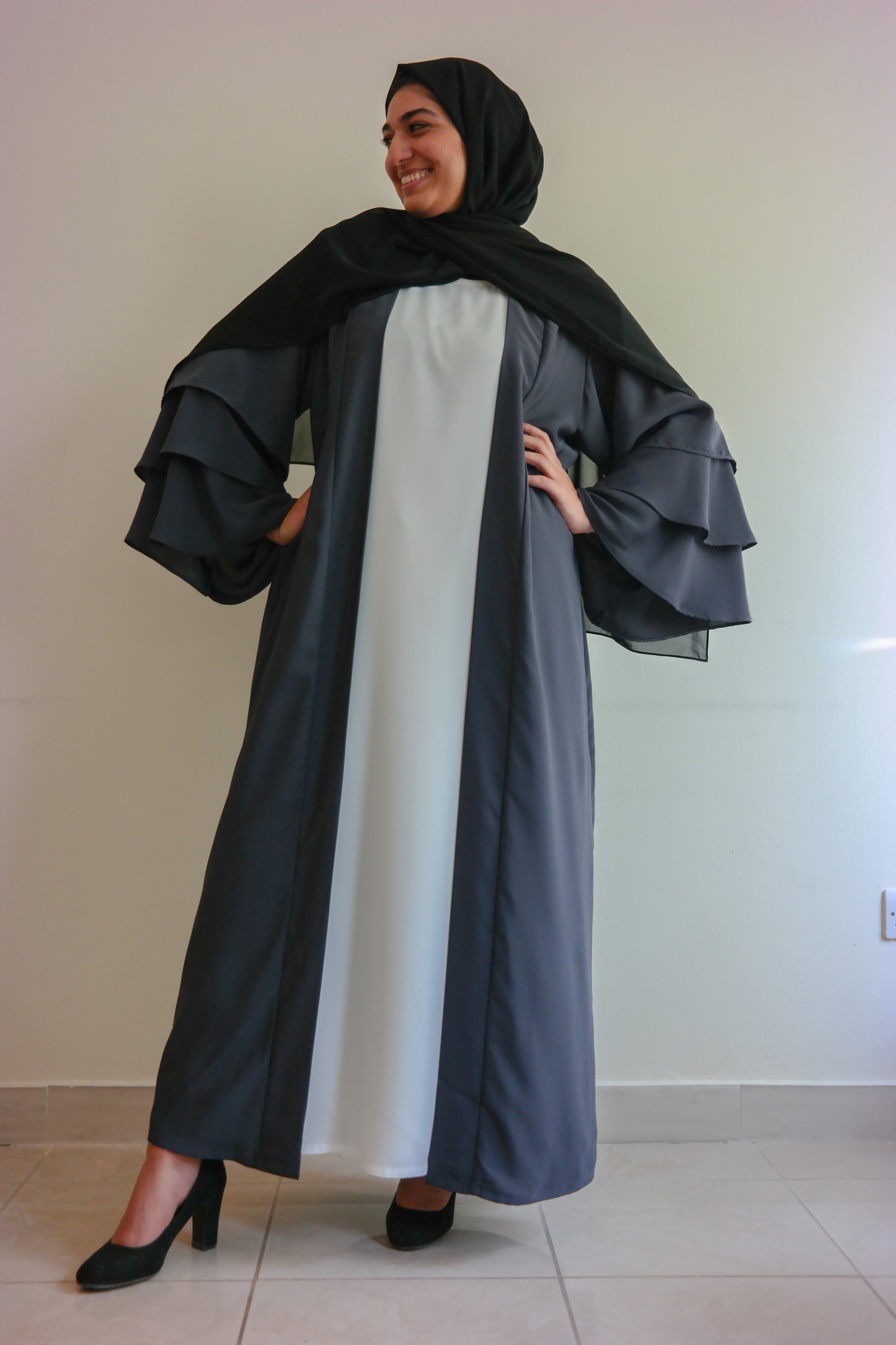 Nashiz Abaya - Grey Kimono