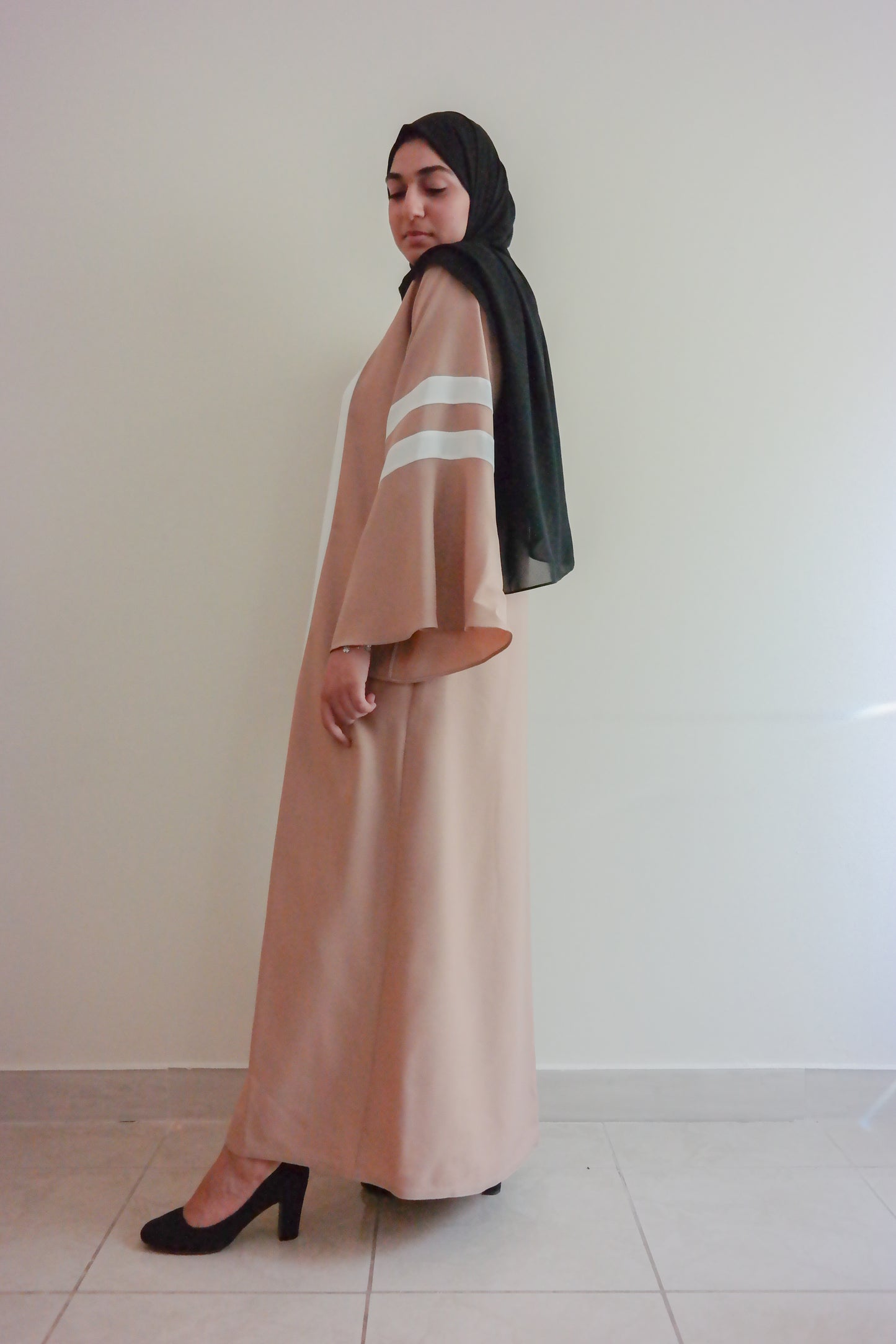 Nashiz Abaya - Pink Kimono