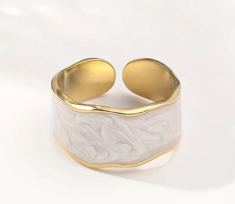 White Enamel Creative Ring